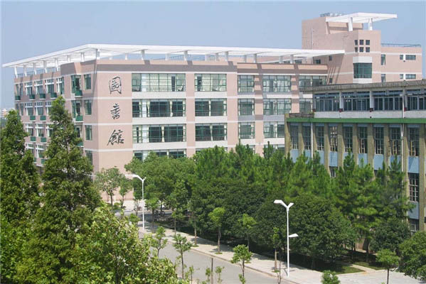 上饶师范学院校园风光5